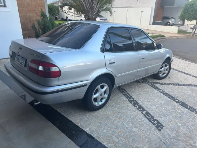 Toyota Corolla XEI 1.8/1.8 Flex 16V Aut. 2000