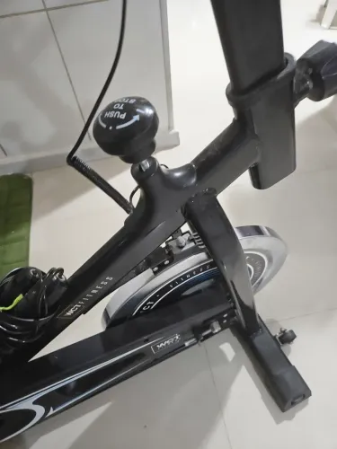 BICICLETA ERGOMETRICA WCT FITNESS