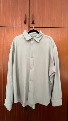 CAMISA ZARA RELAXED FIT COM RELEVO