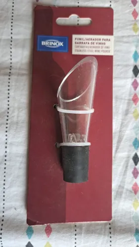 Funil Aerador para garrafa de Vinho, 3cm. BRINOX. NOVO NA EMBALAGEM LACRADA.