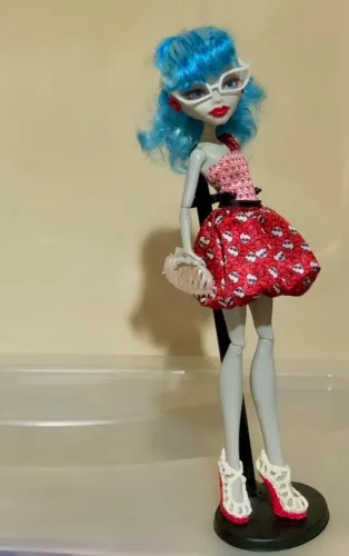 Monster High Ghoulia Yelps Dot Dead Gorgeous (petit poa)