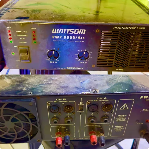 Amplificador profissional