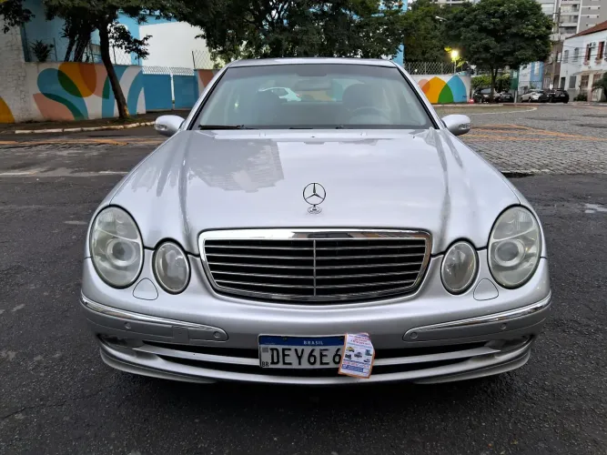 Mercedes-Benz E-320 Avantgarde 2004