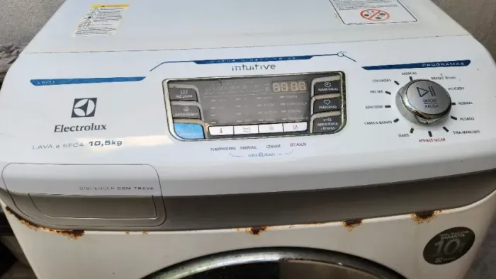Lava e Seca Electrolux LSI11 10,5kg - Para Conserto ou Peças