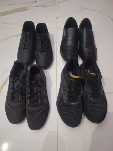 Lote de sapatos e chuteiras 