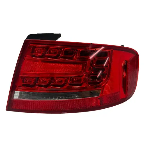 Lanterna direita Audi A4 2008 a 2012