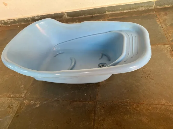 Banheira para bebê. Doação