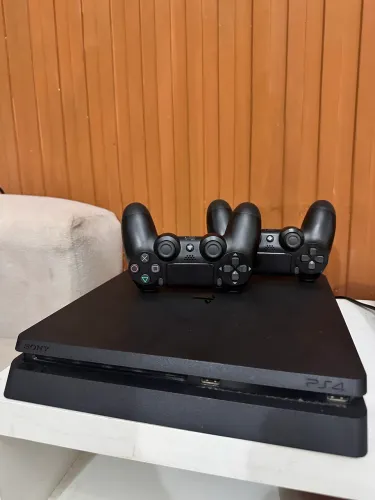 PS4 DESBLOQUEADO EM EXCELENTE ESTADO 