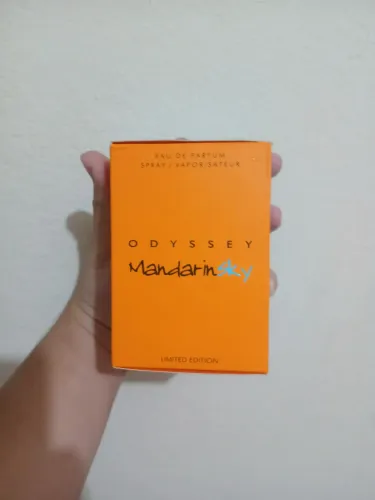 Perfume árabe mandarin sky odyssey