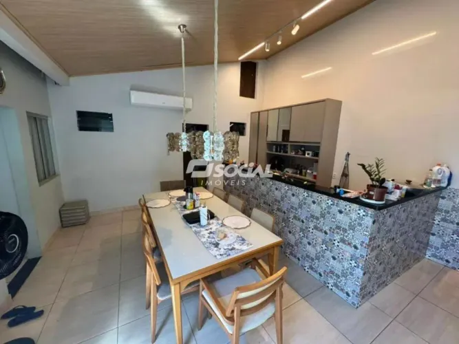 Excelente casa no Condomínio Aquarius