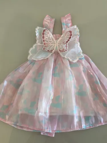 Vende vestido borboleta tam 3 anos 