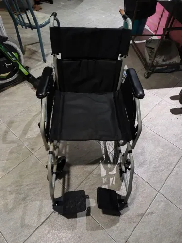 Cadeira de rodas até 120 KG