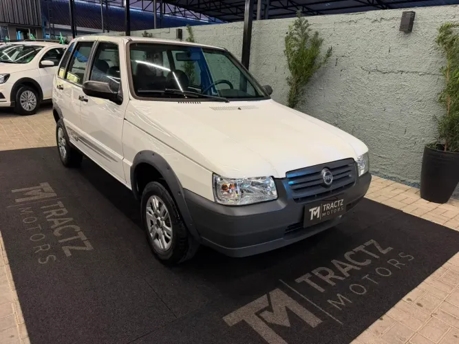 Fiat Uno Mille Celeb. WAY Econ. 1.0 F.flex 4P 2010