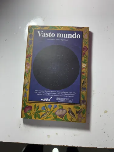 Livro Vasto Mundo Encontros com a Diferença