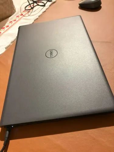 Notebook Dell Inspiron 15 -  core i7 - Intel íris graphics 