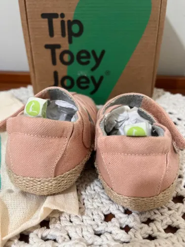 Sandália infantil n:23 tip toey joey super nova