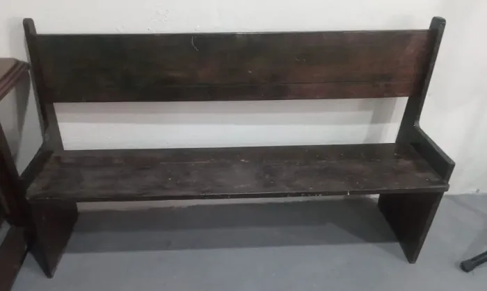 BANCOS DE MADEIRA (ANGELIM) ?