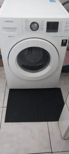 Máquina Lava e Seca com defeito