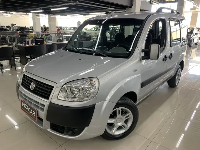 Fiat Doblo Essence 1.8 Flex 16V 5P 2013