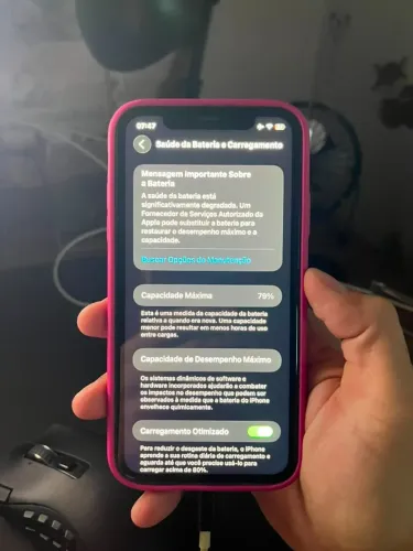 iPhone 11 - 64GB - ACOMPANHA CAIXA