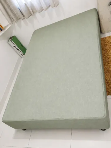 Cama Box Casal Conservada e em Ótimo Estado