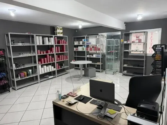 Loja de Material de Tatuagem em Itapuã - Porteira Fechada
