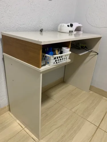 Mesinha escrivaninha