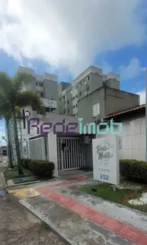 Apartamento : / Residencial / Eduardo Gomes