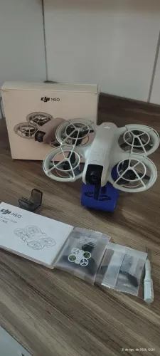 Vendo ou troco dji neo já com controle RC