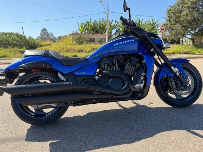 SUZUKI BOULEVARD M1800R