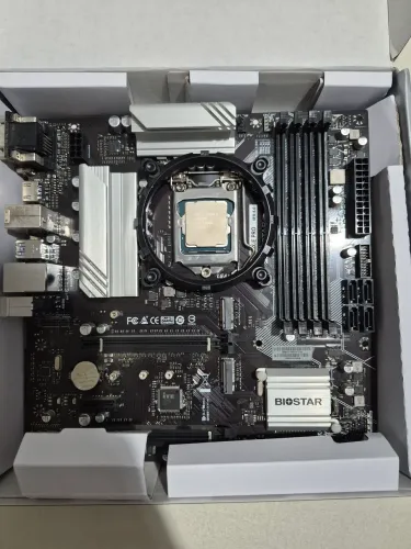 Vendo placa mae B560 MX-E-PRO + Processador I5 10400F