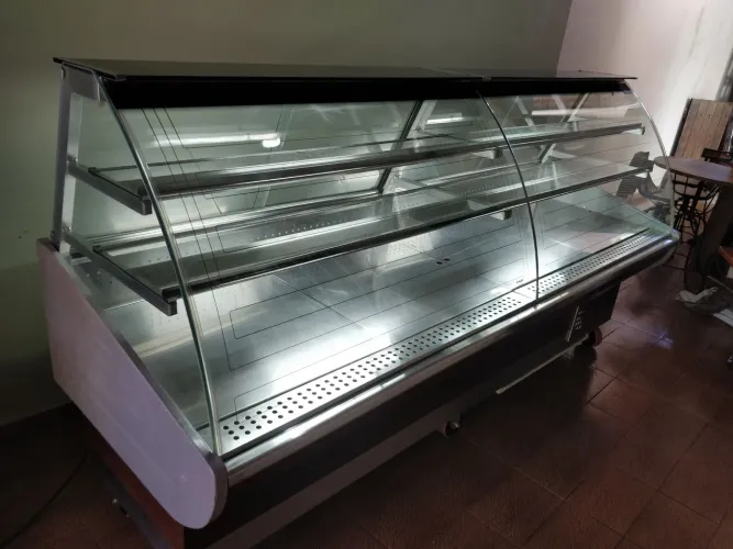 Vendo Balcão Refrigerado inox Luxo