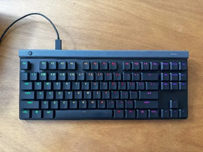 Teclado Logitech G515 TKL Gamer