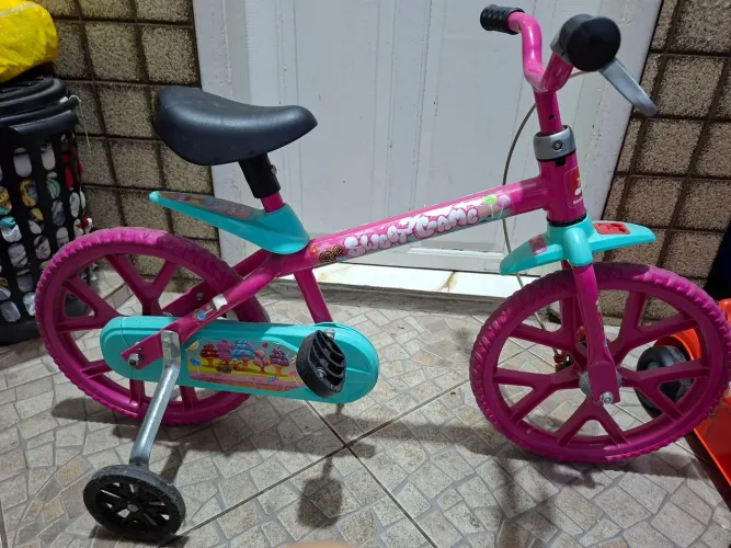 Bicicleta aro 16, ler anúncio