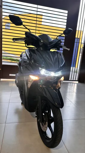 Vendo Yamaha Neo,baixo km.