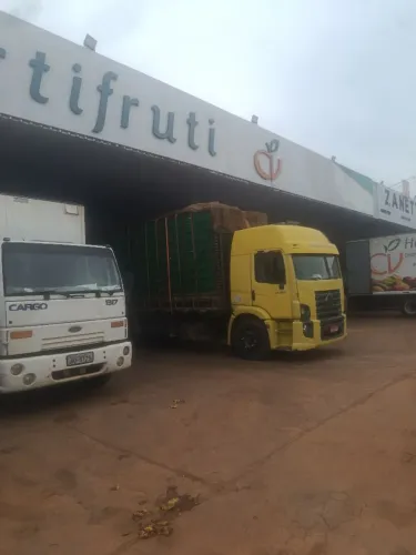 Vende se ou troca por bitruck