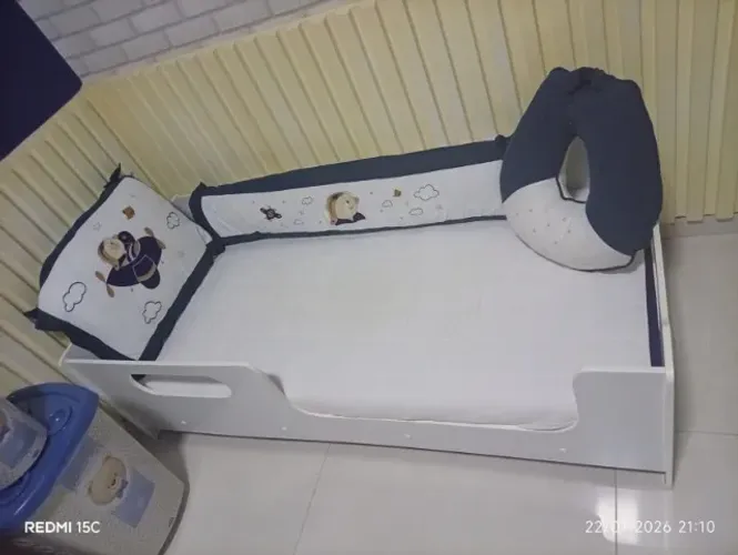 MINI CAMA INFANTIL SEMINOVA