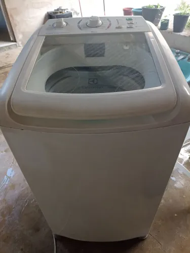 Máquina de lavar 8 kg90 dias de garantia
