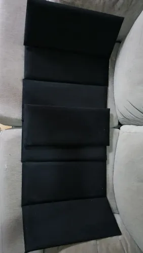 Vendo cabeceira para cama de casal de veludo para colar na parede ,em ótimo estado .
