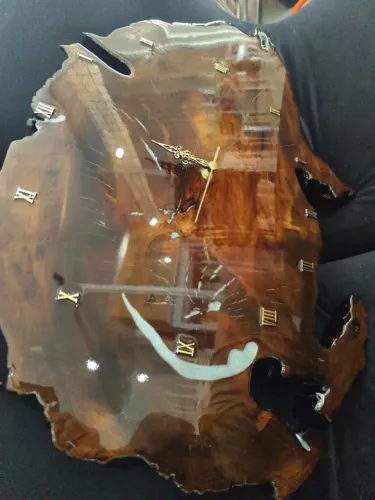 Vende-se relógio rústico artesanal.