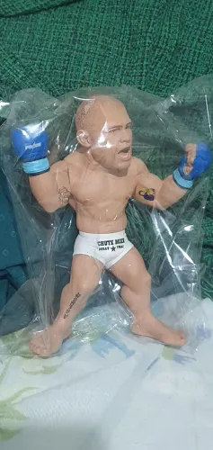 FIGURA DE AÇÃO UFC ROUNDO 5 COLECIONAVEL. COMPLETE SUA COLEÇÃO