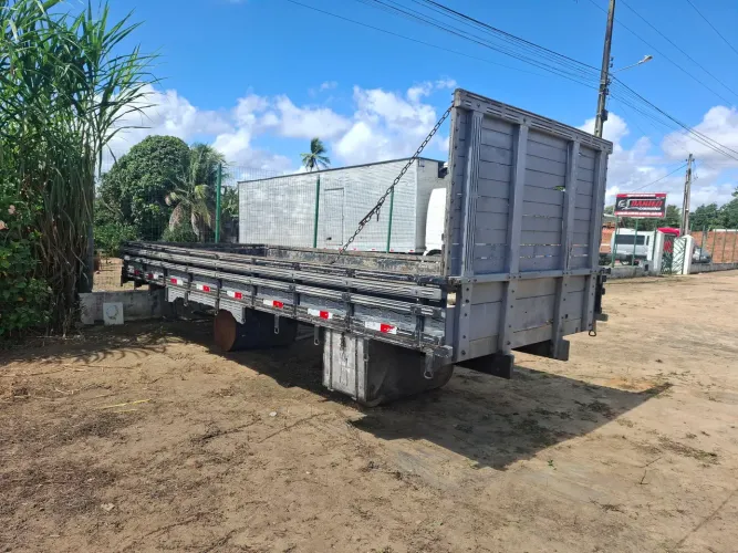 Carroceria de madeira 5.50m para caminhão 3/4
