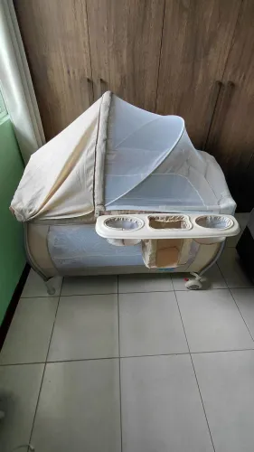 Berco Portátil Burigotto Completo - Com colchão + 3 Lençóis
