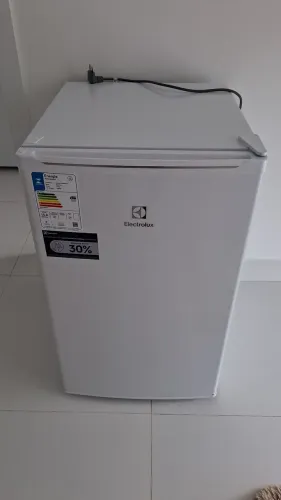FRIGOBAR ELECTROLUX 122L (NOVO)
