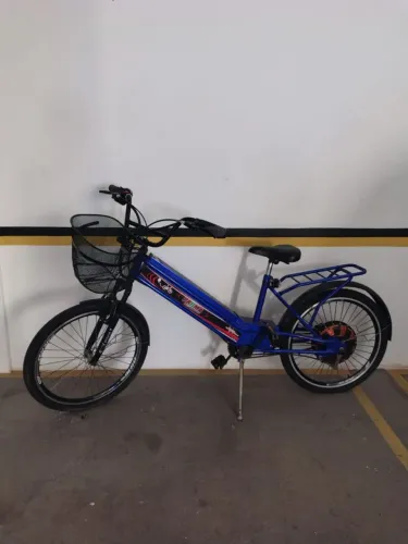 Bicicleta elétrica usada