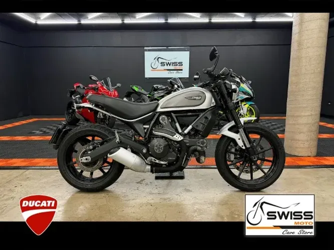 Ducati Scrambler Icon 2018 ** Impecável!
