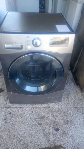MÁQUINA LAVA E SECA LG 11 KILOS INOX DOU GARANTIA DE 3 MESES DE GARANTIA FAÇO A ENTREGA!!!