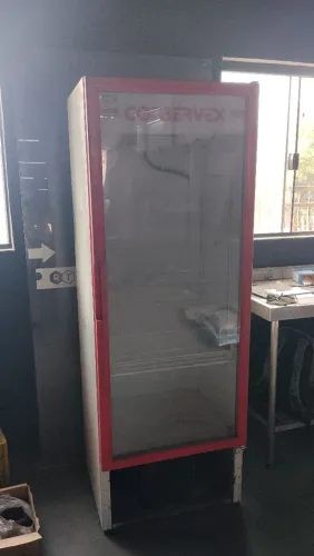 Vendo conservadora para folhas e frutas 