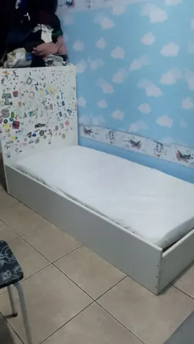 Cama montessoriana mini cama infantil