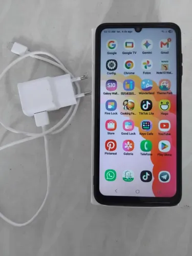 Vendo um celular Samsung Galaxy a07 novo com a caixa tudo completo